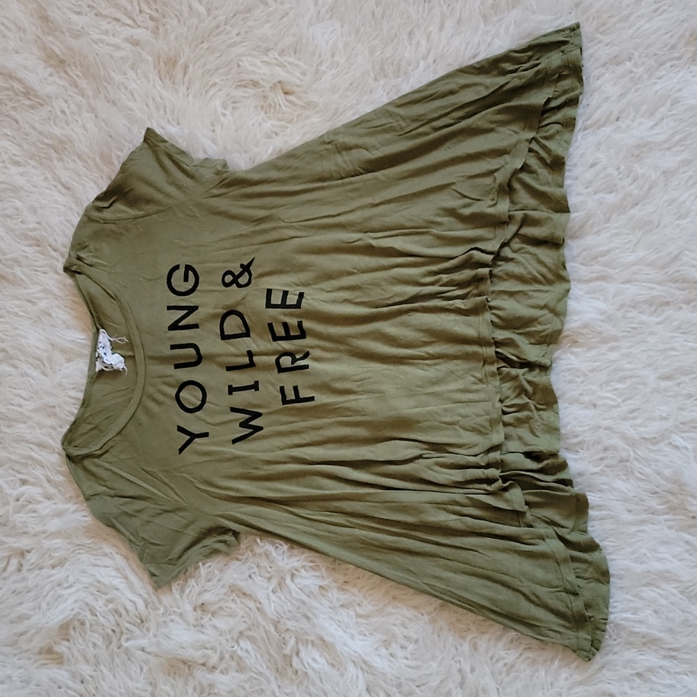 PPLA Clothing Young Wild and Free Short Sleeve Handkerchief Hem Scoop Neck Top